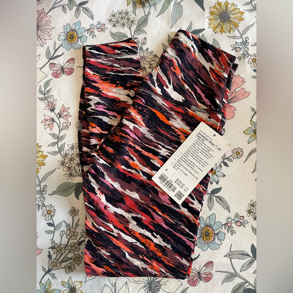 Lululemon Asia Fit Aligns